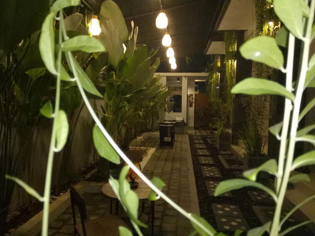 Pondok Sutya Kuta Lombok Buitenkant foto